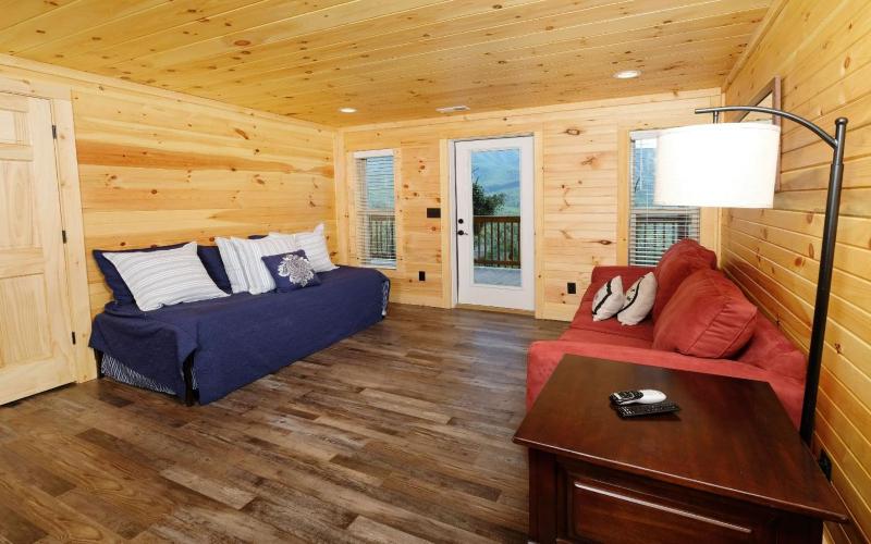 Breathtaking mountain views! June discounts available! - Birdhouse - - image 47