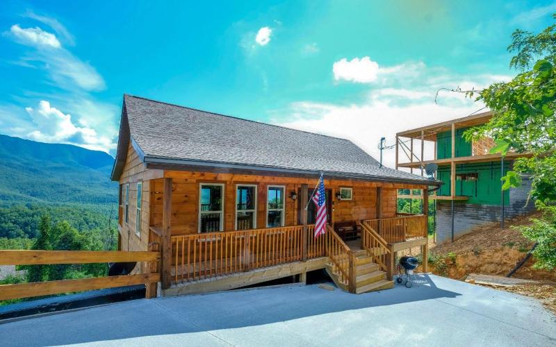 Breathtaking mountain views! June discounts available! - Birdhouse - - image 2