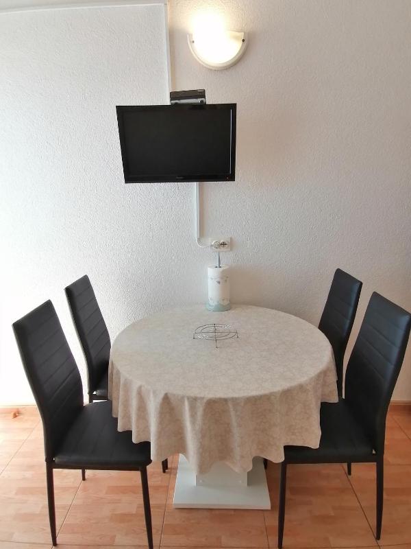 Apartments with parking space Igrane Makarska - 24696 - image 4