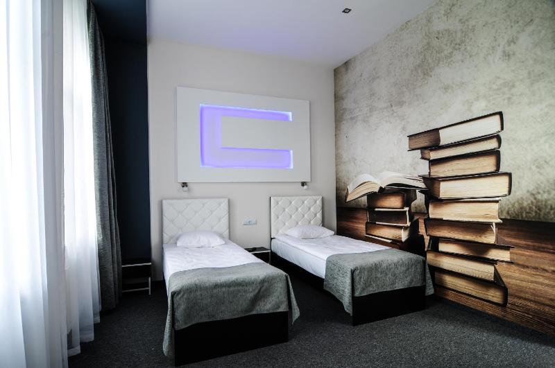 Business Double or Twin Room with Sofa Bed image 4
