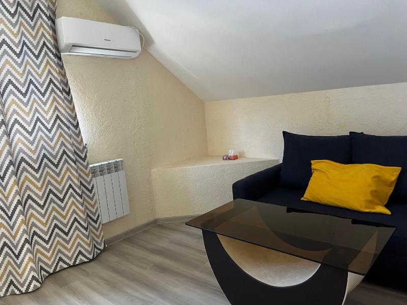 Double or Twin Room image 2