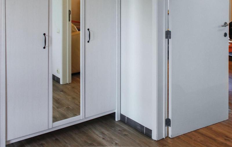 One-Bedroom Apartment image 3