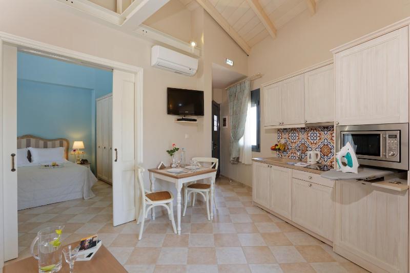 Executive One-Bedroom Suite image 2