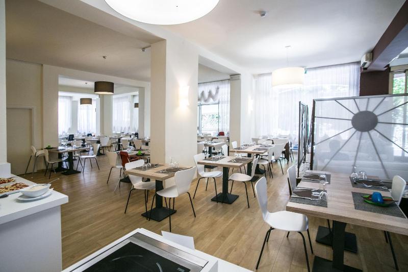 Park Hotel Serena - image 11