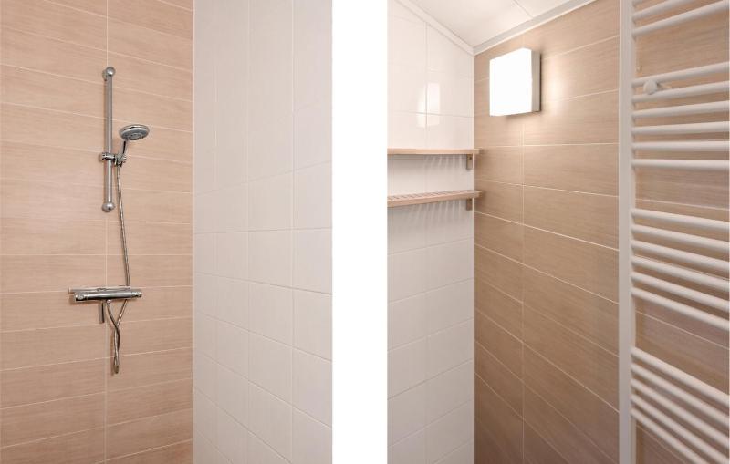 Three-Bedroom Holiday Home  image 4