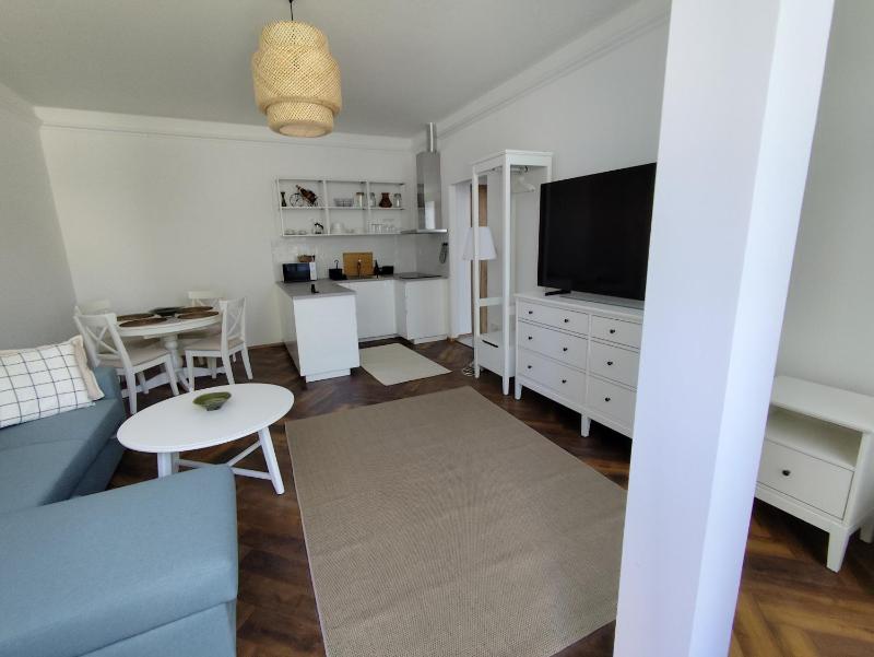 Deluxe King Suite image 1