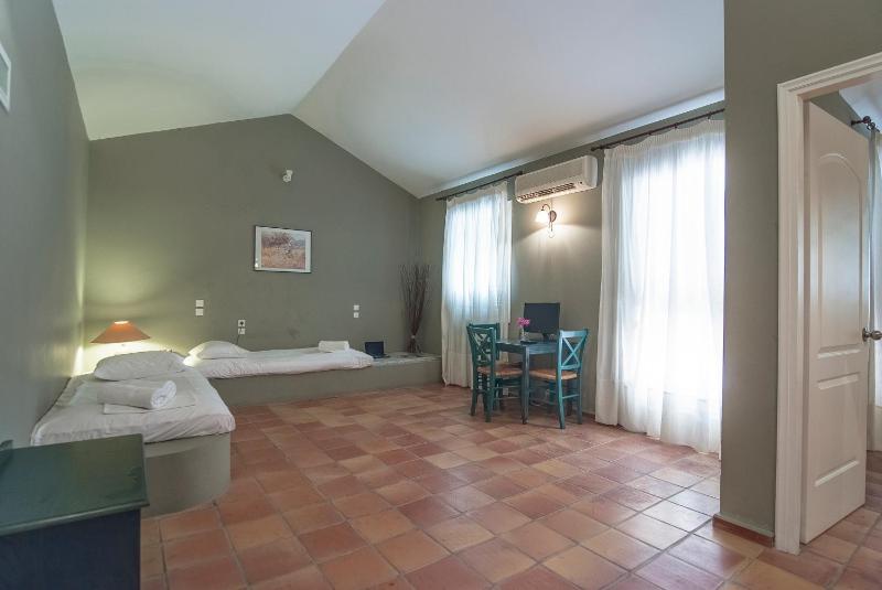 Suite with Sea View image 4