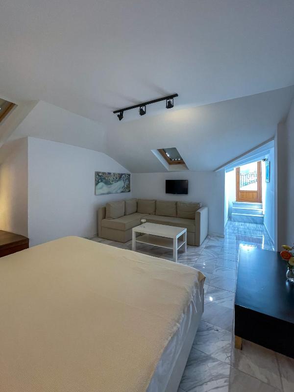Dracos Hotel - image 46