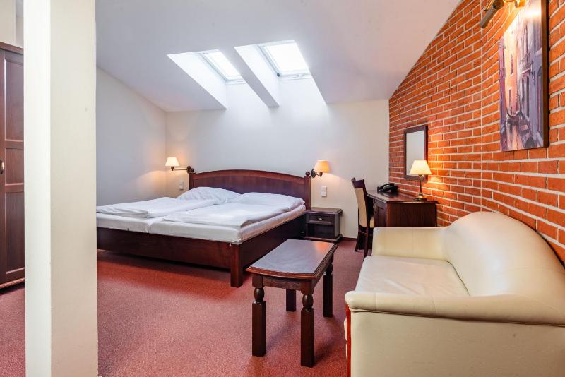 Standard Double Room image 4