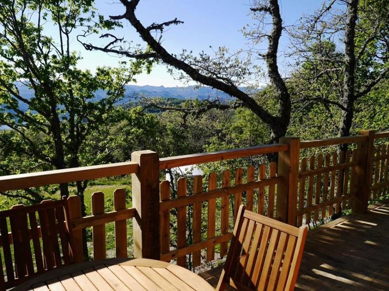 Bungalow with Garden View image 3