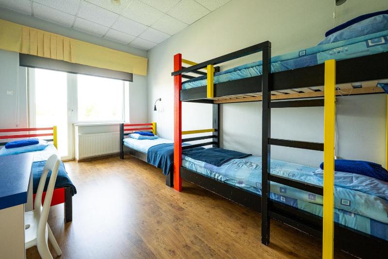Quadruple Room with Shared Bathroom image 1