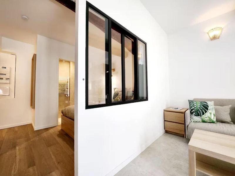 Les Marc - 5 logements dans le Vieil Antibes - image 2