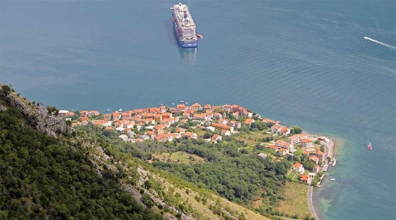 Apartment Loâso Comfy Two BDR Sixty meters to the sea - image 12