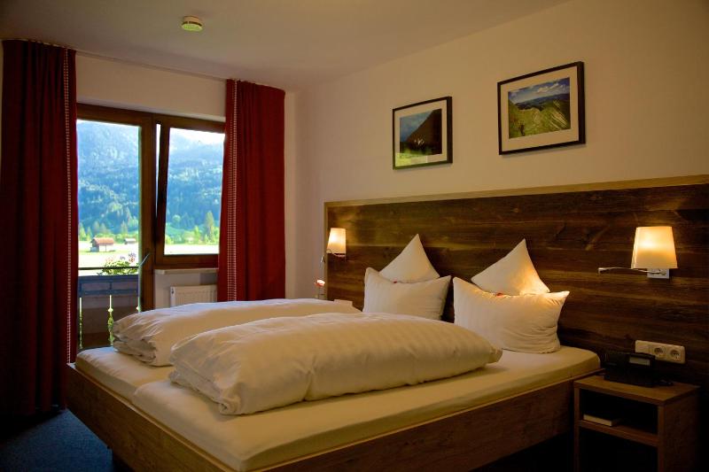 Superior Double Room with Balcony image 1