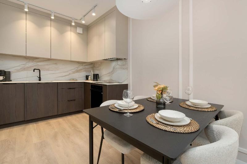 Luxury Apartment with Parking and Air Conditioning in Sopot by Renters Prestige - image 21
