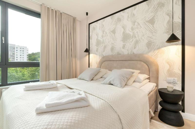 Luxury Apartment with Parking and Air Conditioning in Sopot by Renters Prestige - image 16