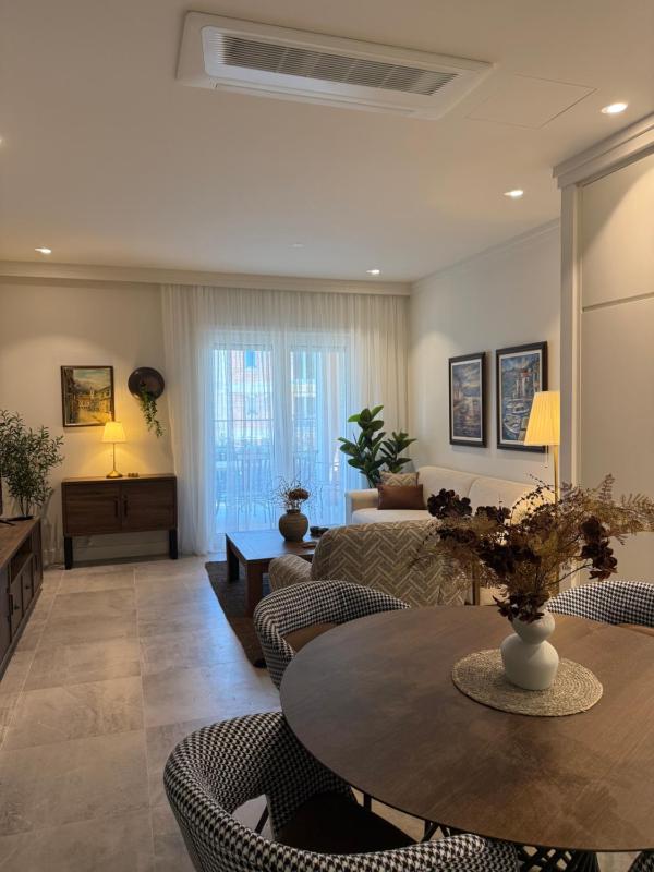 Unique Two Bedroom Apartment -Lustica Centrale - image 13