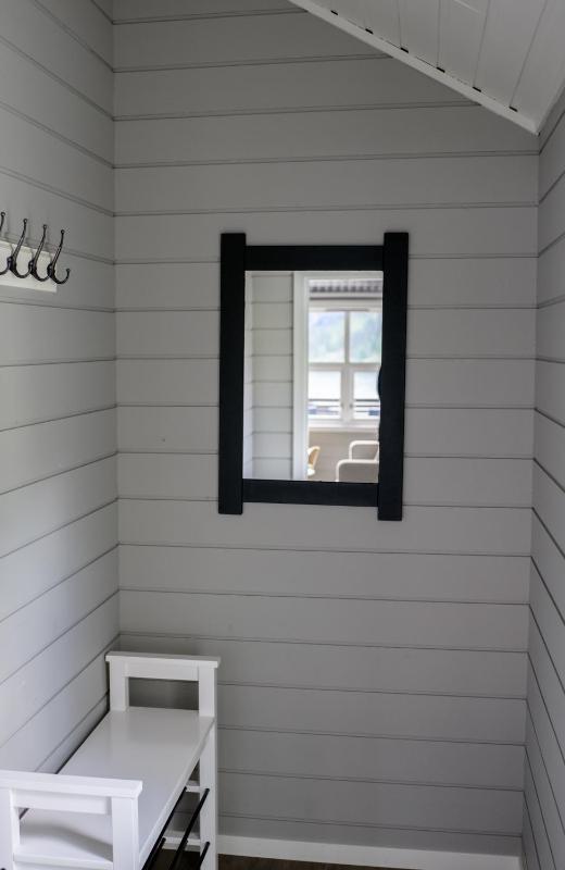 One-Bedroom Cottage image 3