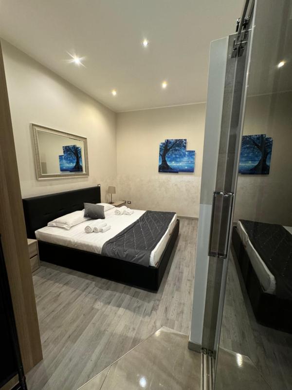 King Room image 3