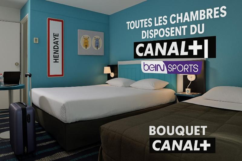 Standard Double Room with Sofa Bed image 1