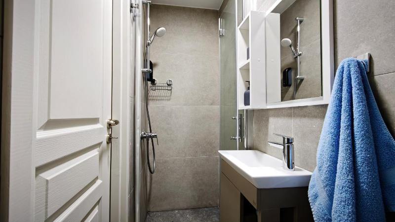 St Lazarus City Hotel - image 9