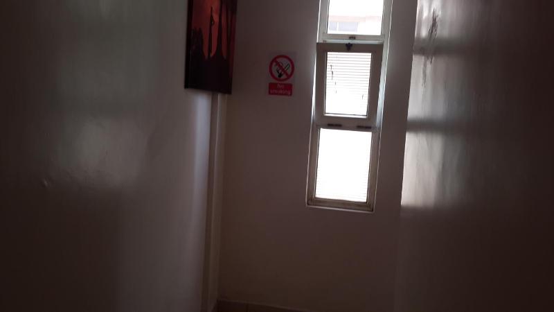 DV Guest House - image 11