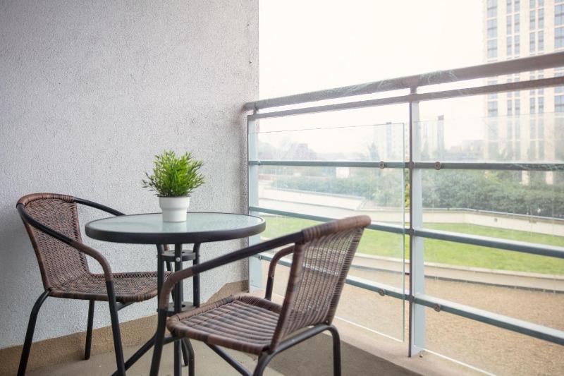Apartment image 3