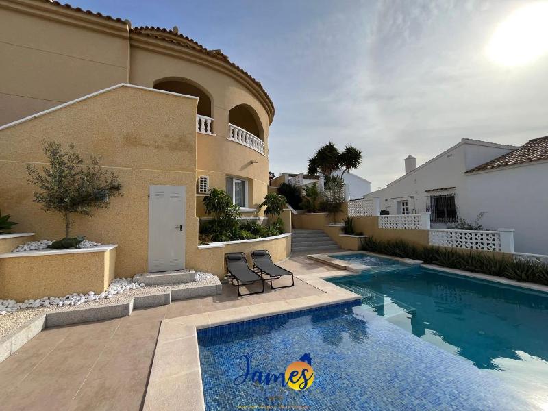 Villamartin Garden Escape with private pool VM51 - image 39