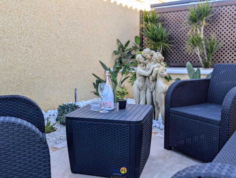 Villamartin Garden Escape with private pool VM51 - image 23