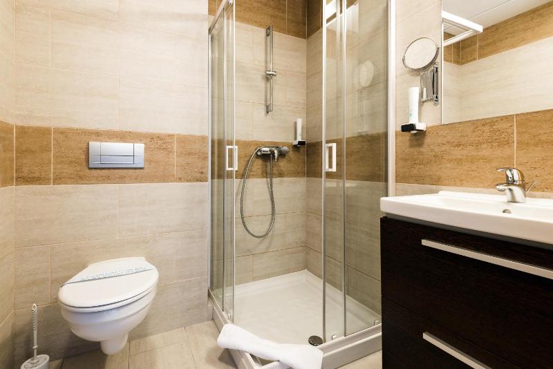 Standard Apartment image 2