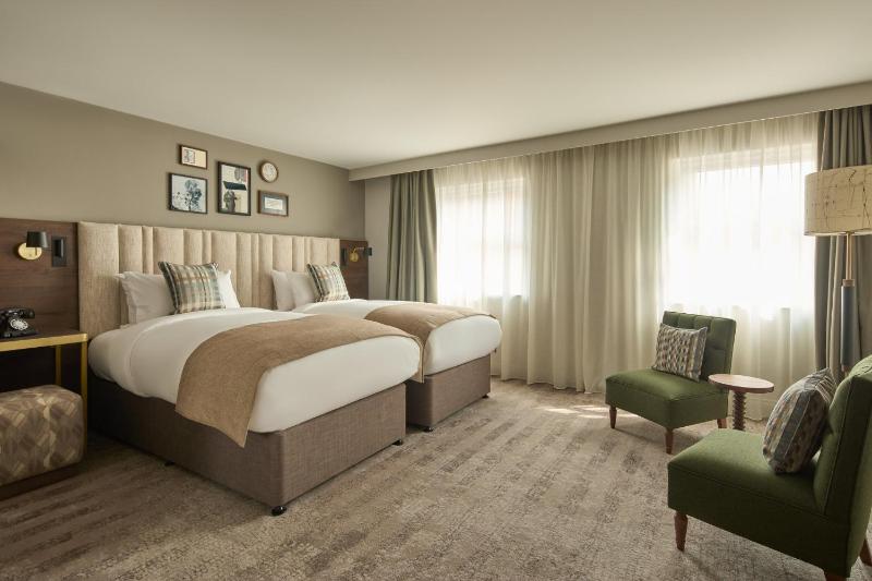 Standard Room with Two Single Beds image 1