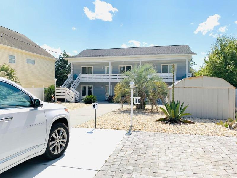 North Myrtle Beach D beautiful triplex unit - image 12