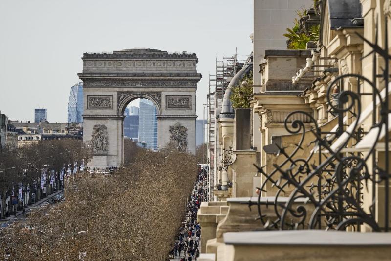 Presidential Suite image 2