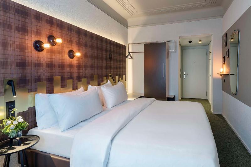 Superior Double or Twin Room image 1