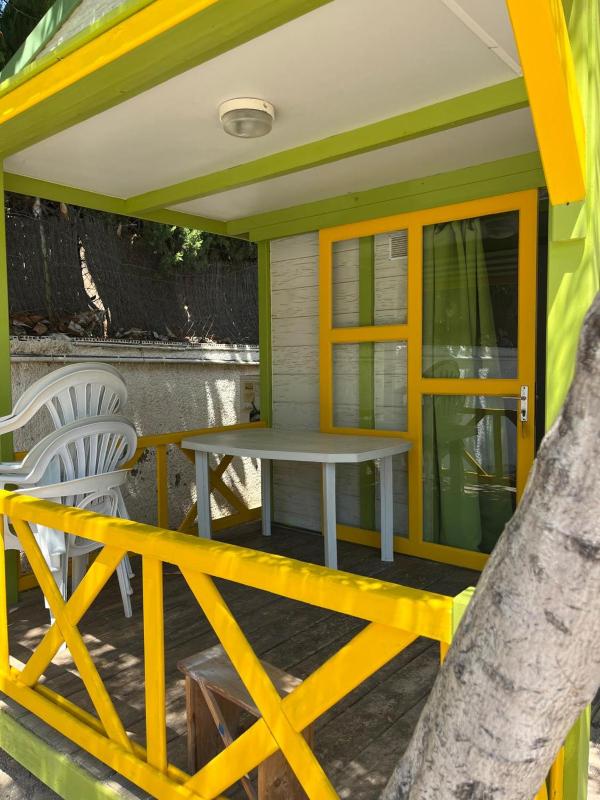 Two-Bedroom Bungalow image 1