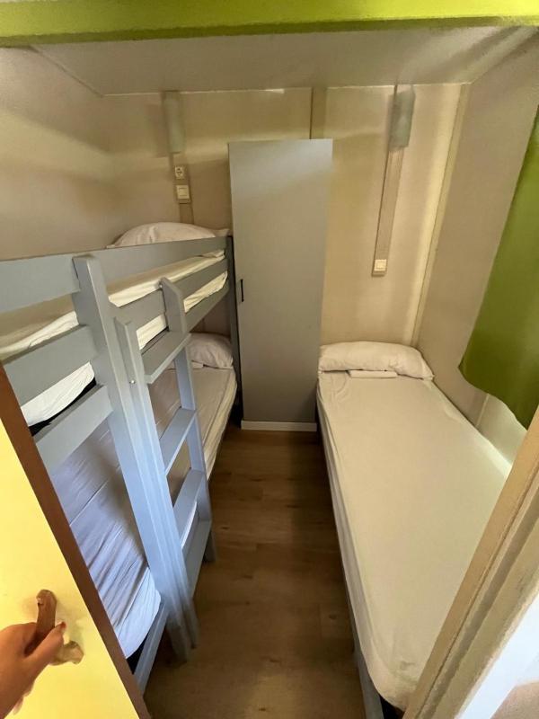 Two-Bedroom Bungalow image 4