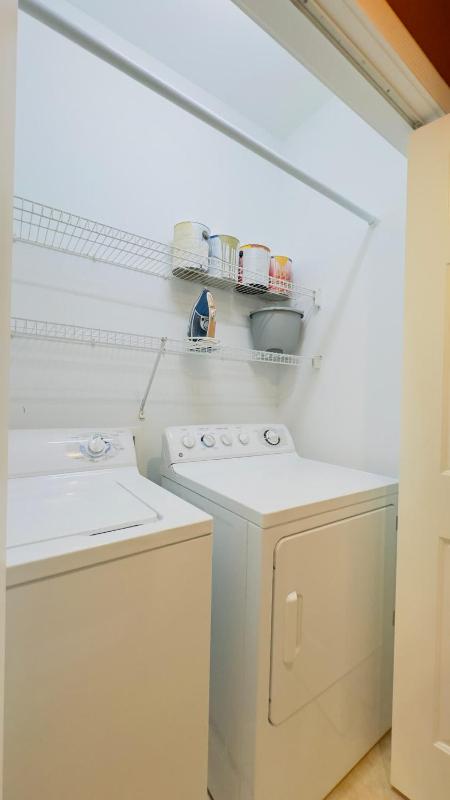 Lovely First floor 2BR condo - image 27