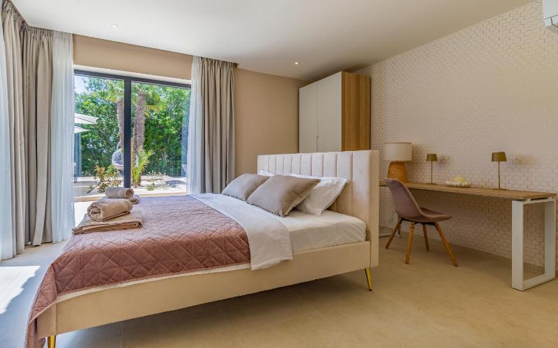 Brand New Design Villa with Heated Pool and Sea view - image 39