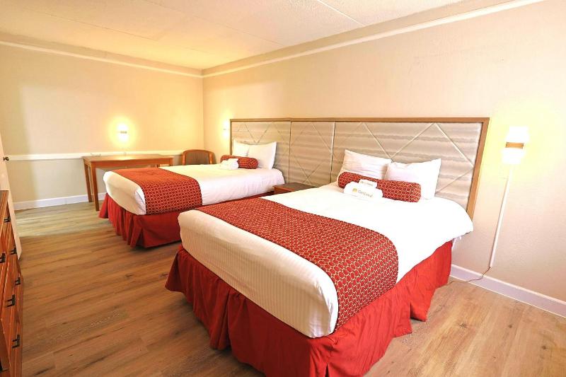2 Queen Beds Non-Smoking image 1