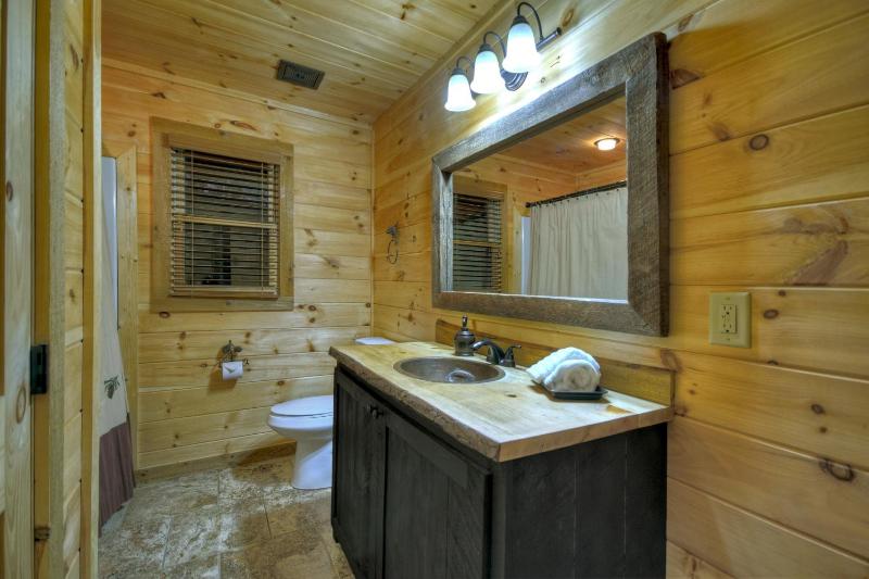 View-Topia STUNNING VIEWS - Hot tub - Gameroom - image 35