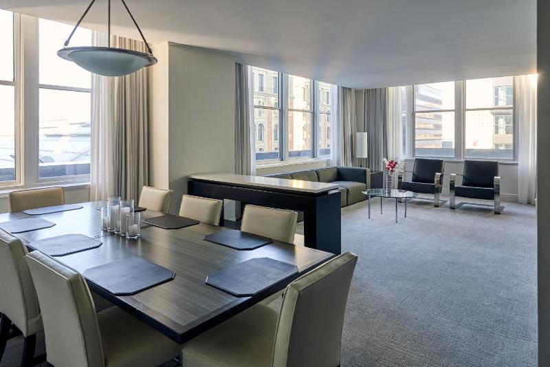 Loews Philadelphia Hotel - image 16