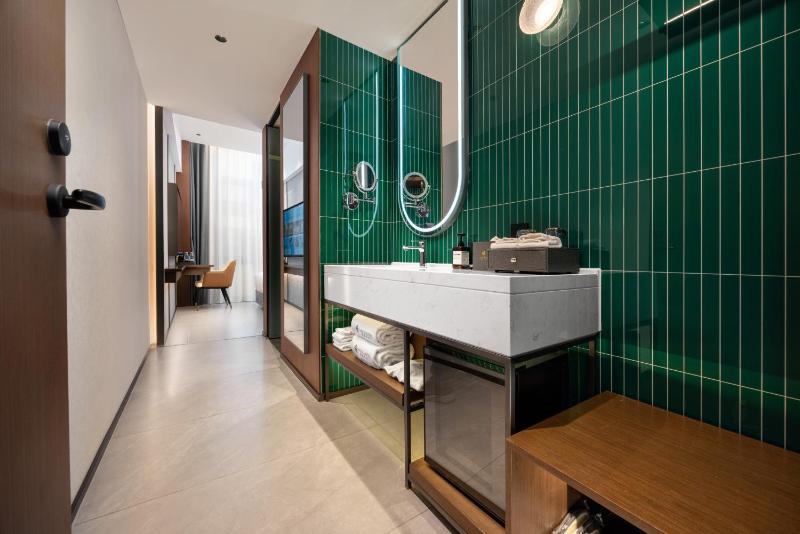 Beijing THREE HOTEL - image 14