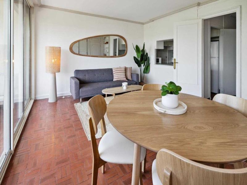 Apt 2BR 4P - Balcony & 5min to Beach Saint-Tropez - image 19