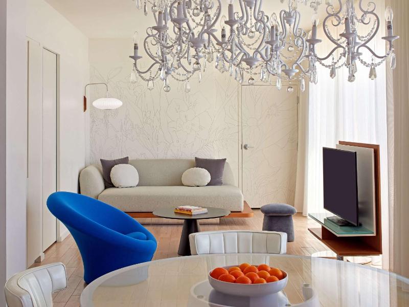 Skyview Loft image 3