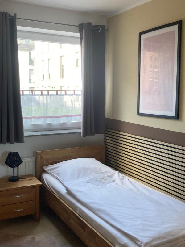 Single Room with Shower image 1