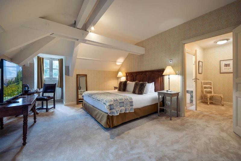 Castle Room image 3