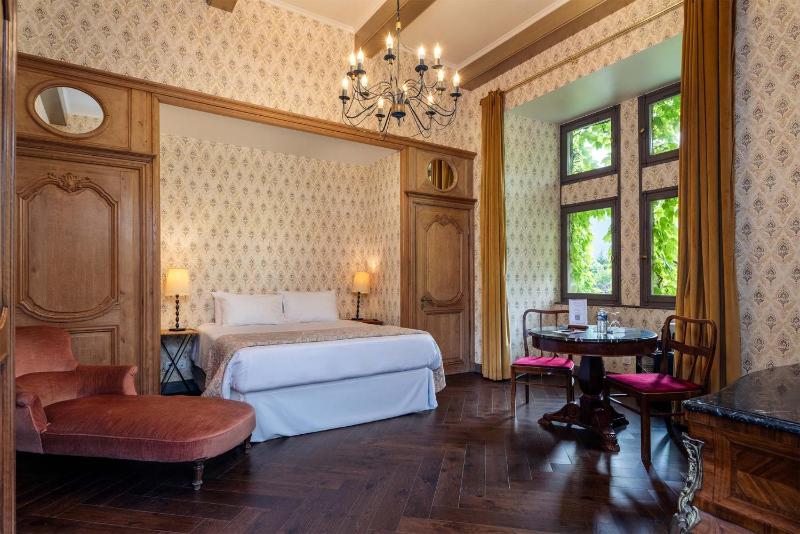 Castle Room image 4
