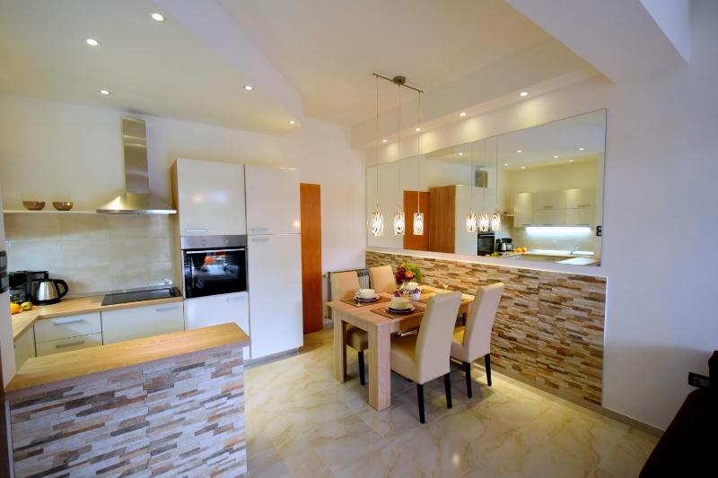 One-Bedroom apartment Standard image 1