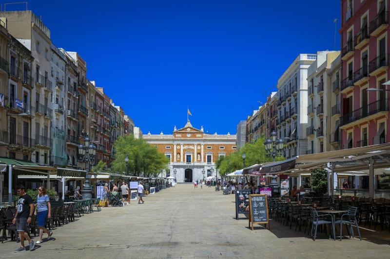 ROYAL TARRACO HomeStay by Turismar - image 11