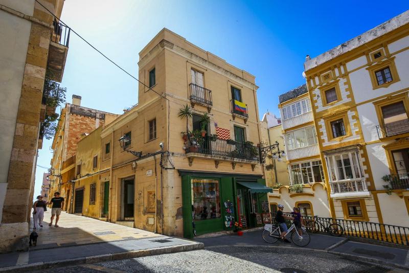 ROYAL TARRACO HomeStay by Turismar - image 21